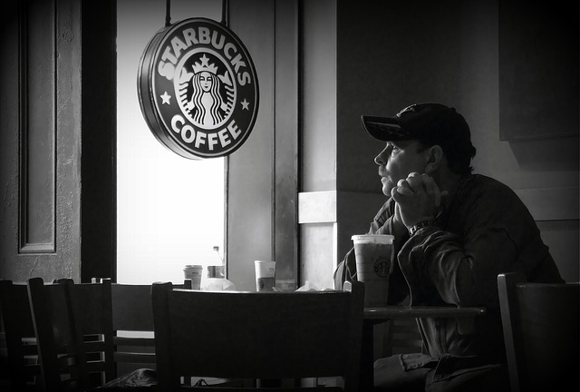 Starbucks Bayilik Veriyor mu? Şartları ve SSS