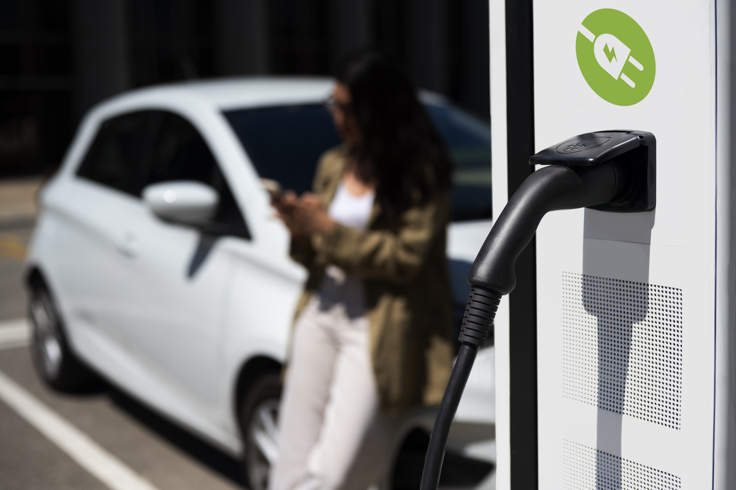 Geleceğe Yatırım: Elektrikli Araç Şarj İstasyonu Bayiliği
